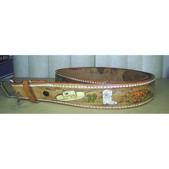 Vtg Hand Tooled and Painted Mexican Leather Belt Sz 38 Cowboy Western Boots - Picture 1 of 6